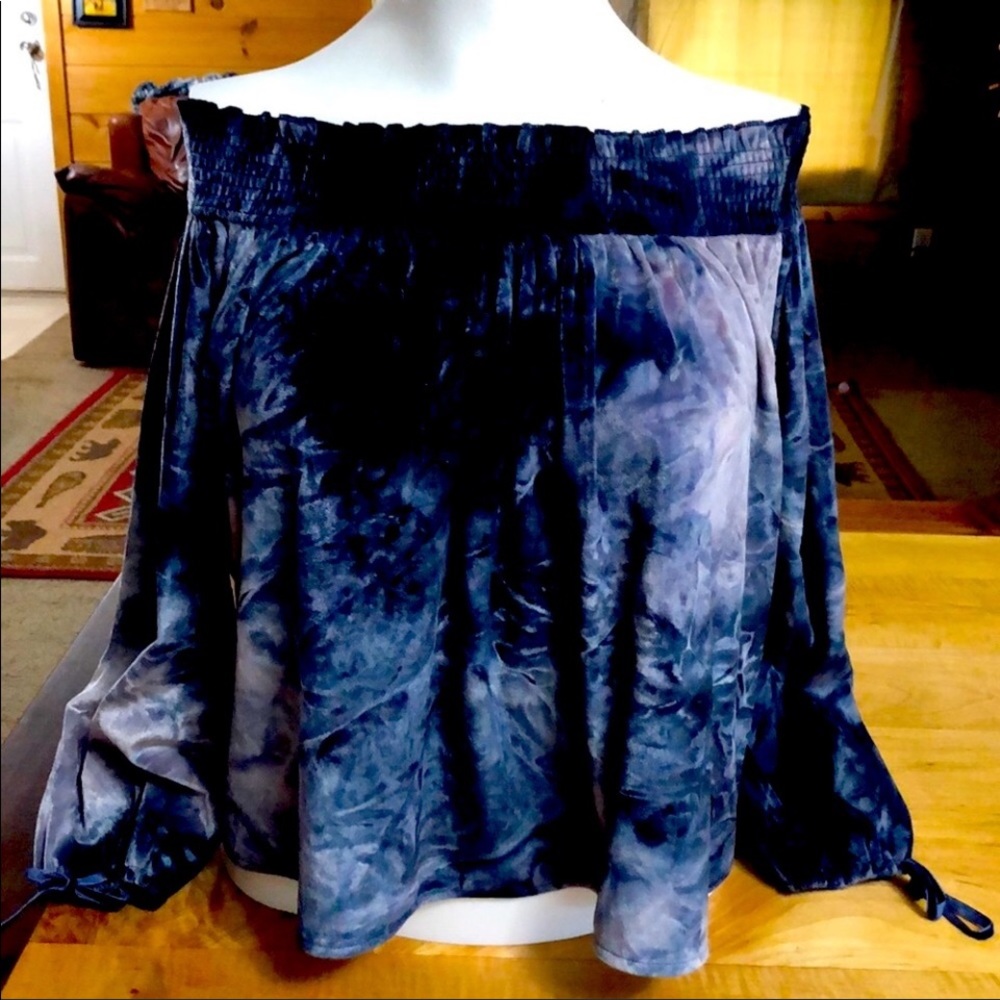 American Eagle top, xs